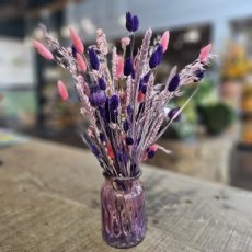 632 Droogbloemen paars roze met vaasje
