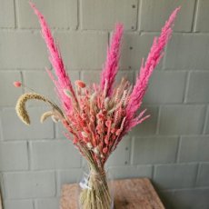 623 Groot droogbloemen boeket roze