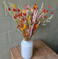 625 Droogbloemen boeket naturel met roze en oranje