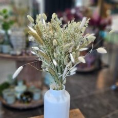639 Droogbloemen boeket wit en naturel