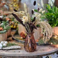 506 Bruin vaasje met beige droogbloemen